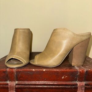 Indigo Rd, size 9, Nude